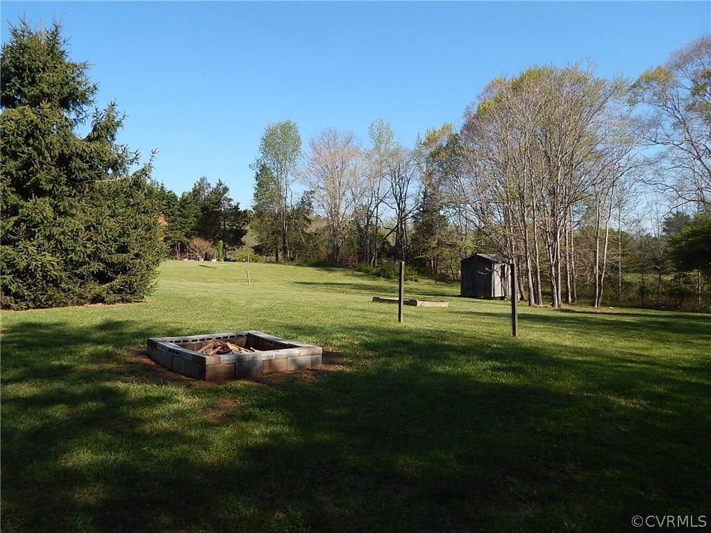 17201 Parsons Road Beaverdam, VA 23015 - Photo 12 of 19 a view of a park with large trees