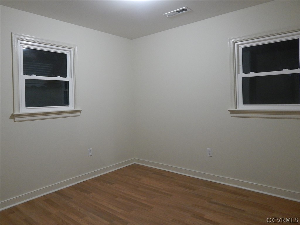 17201 Parsons Road Beaverdam, VA 23015 - Photo 6 of 19 an empty room with a window
