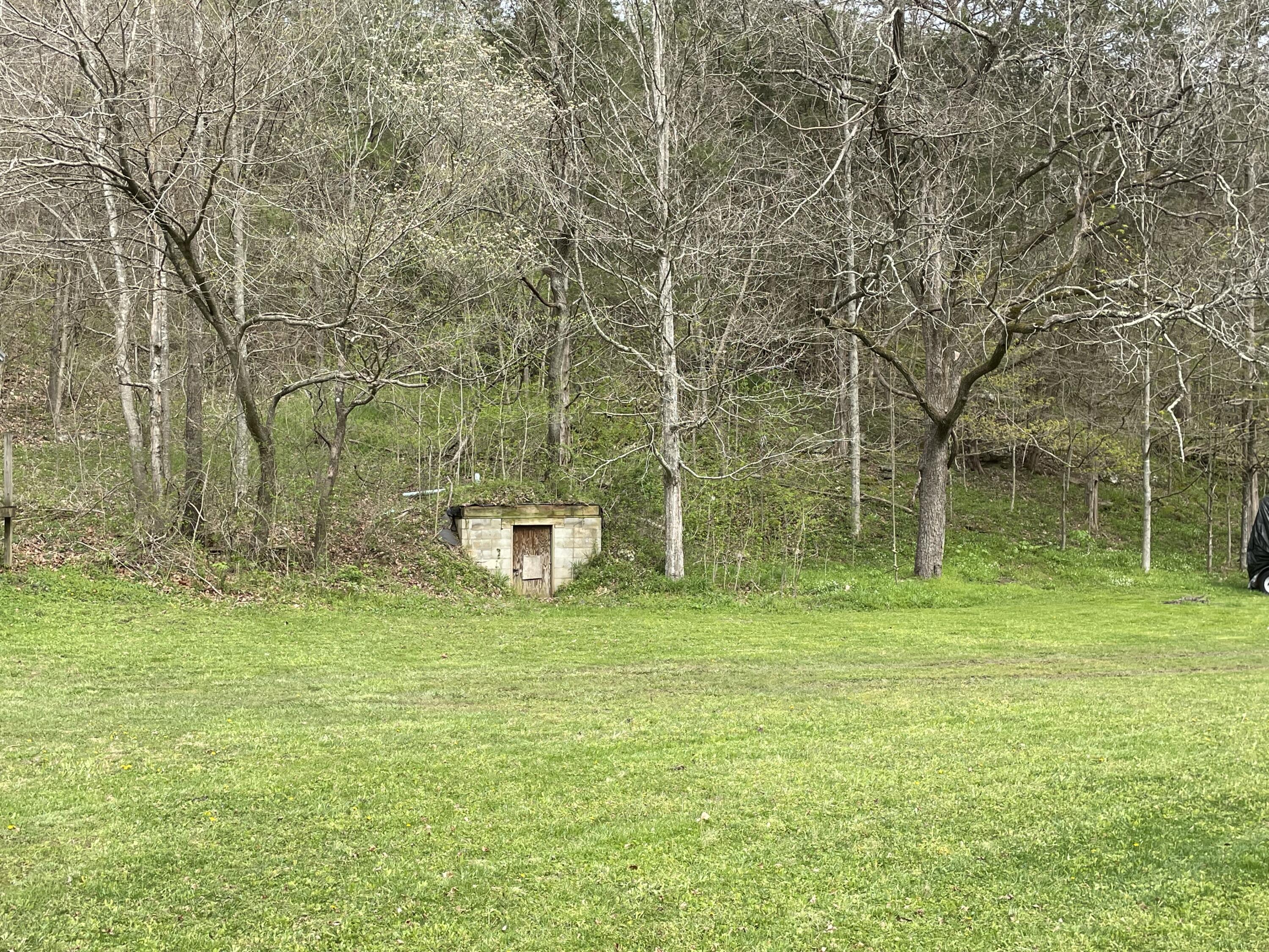 645 Camp Victory Road Somerset, KY 42501 - Photo 9 of 27 A322D47A-CE0C-4079-B785-7B78294E5175