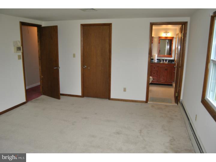 5829 Stump Road Pipersville, PA 18947 - Photo 11 of 24 Gallery Image 11