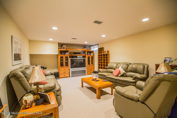 20 Nicholson Key Colts Neck, NJ 07722 - Photo 34 of 43 20NicholsonKeyLoRes-57
