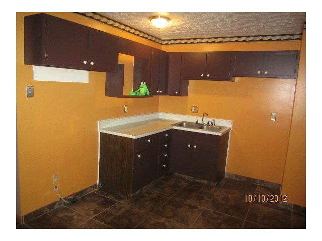 5326 Paladim Road Columbus, OH 43232 - Photo 5 of 12 Gallery Image 5