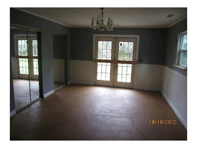 5326 Paladim Road Columbus, OH 43232 - Photo 6 of 12 Gallery Image 6