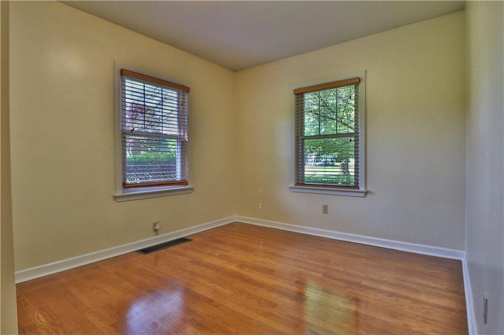 905 North Keel Ridge Road Hermitage, PA 16148 - Photo 21 of 25 Bedroom