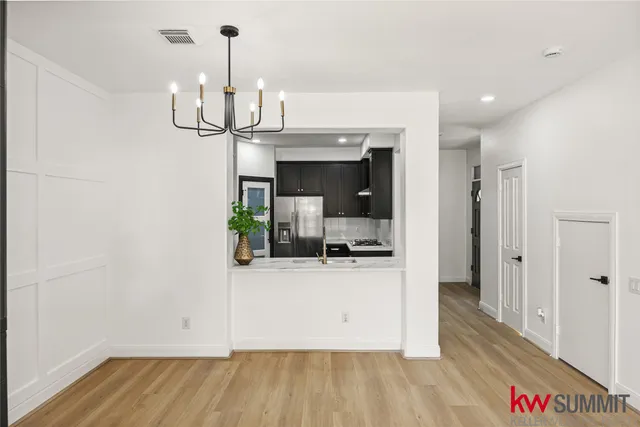 $3,000 | 2410 Calumet Street, Unit B, Houston, TX 77004