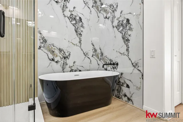 $3,000 | 2410 Calumet Street, Unit B, Houston, TX 77004