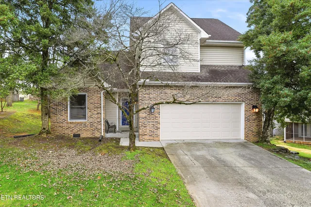 $369,975 | 8500 East Cypress Lake Drive, Knoxville, TN 37923