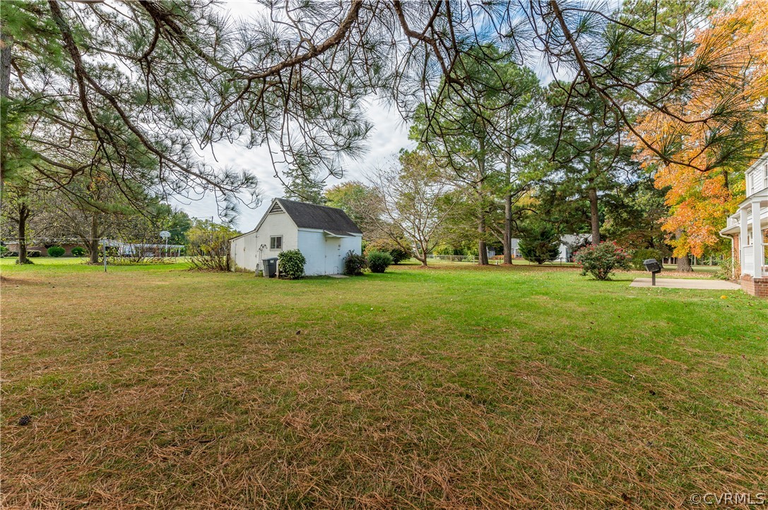 813 Francis Road Glen Allen, VA 23059 - Photo 29 of 32