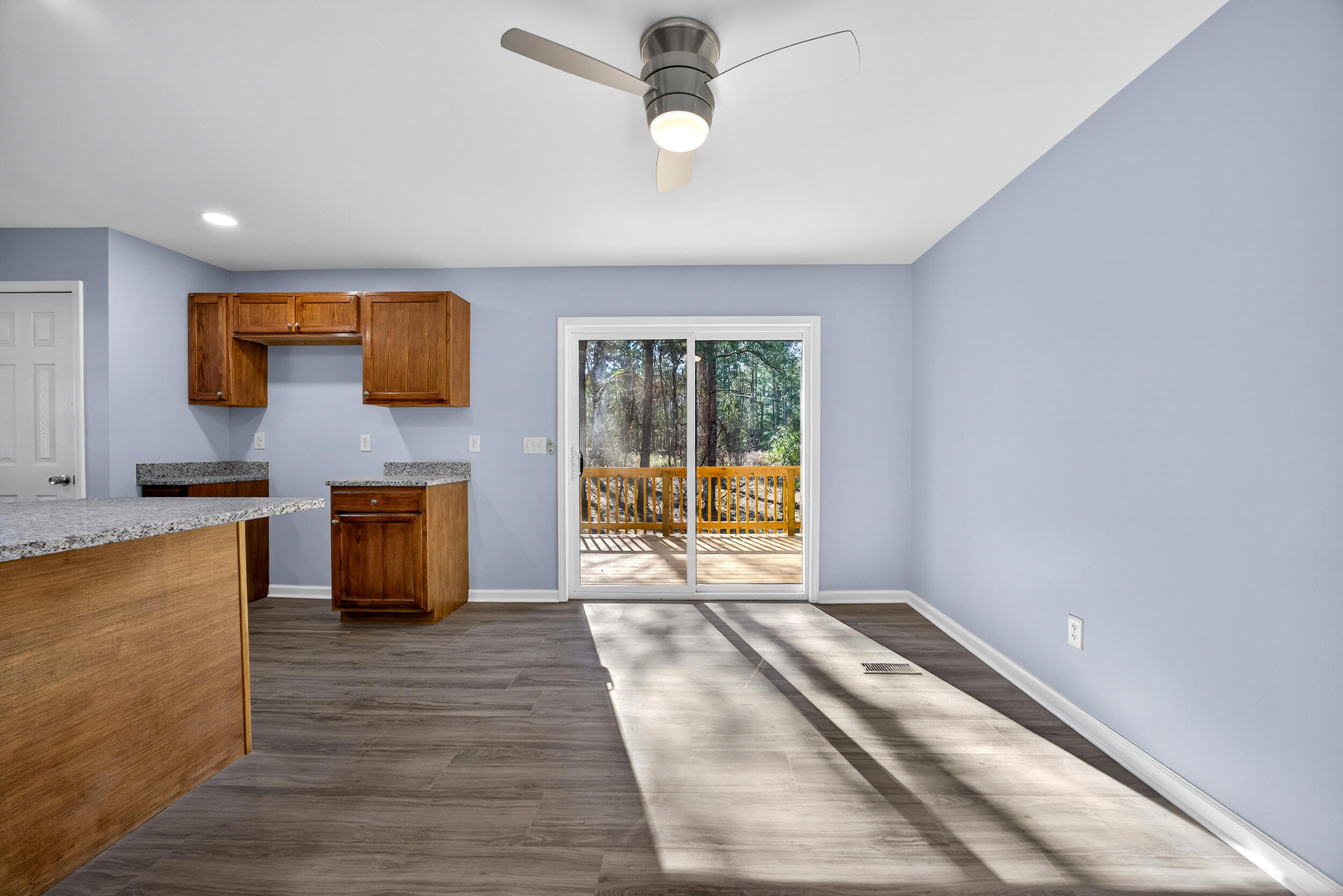 5513 Columbia Road Northeast Orangeburg, SC 29118 - Photo 10 of 29 31_hdr mls (27 of 32)