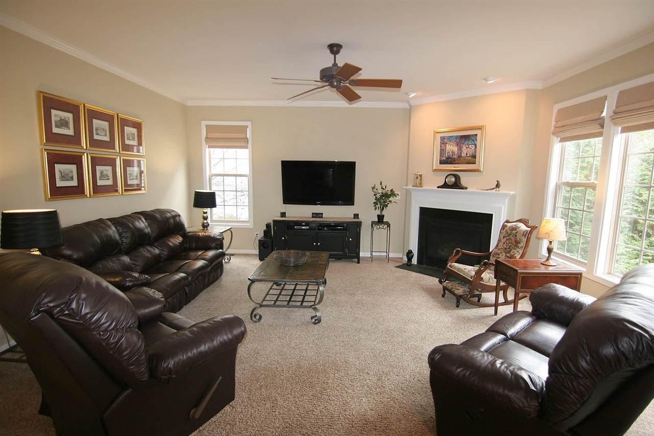 2723 Kinsley Place Raleigh, NC 27616 - Photo 7 of 25 Large Family Room