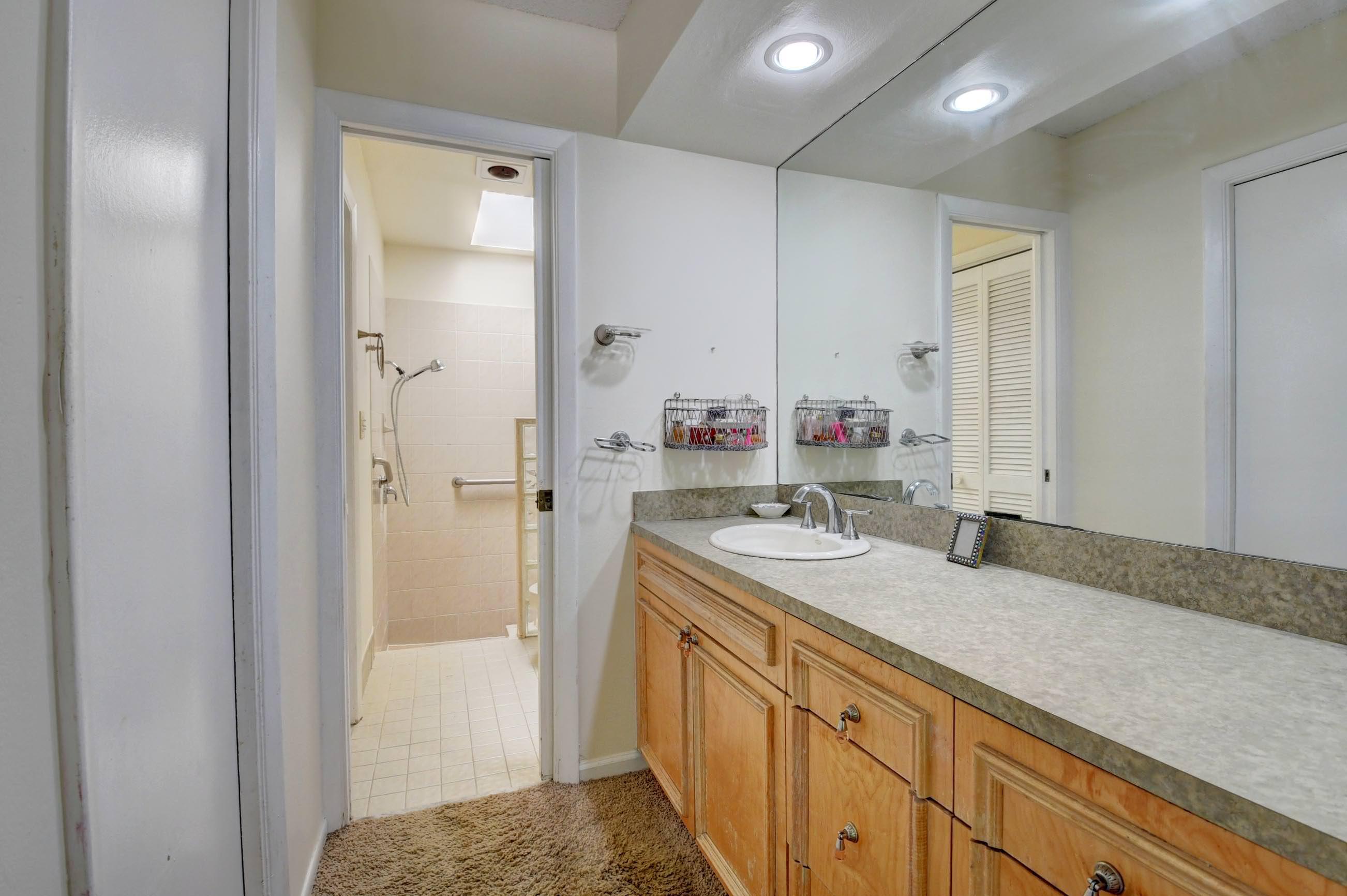 9827 Erica Court Boca Raton, FL 33496 - Photo 12 of 29 MASTER BATH