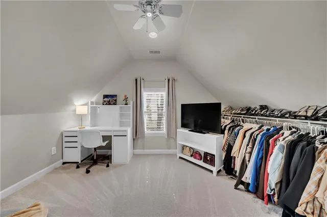 $900,000 | 5640 Overlook Bluff, Johns Creek, GA 30097