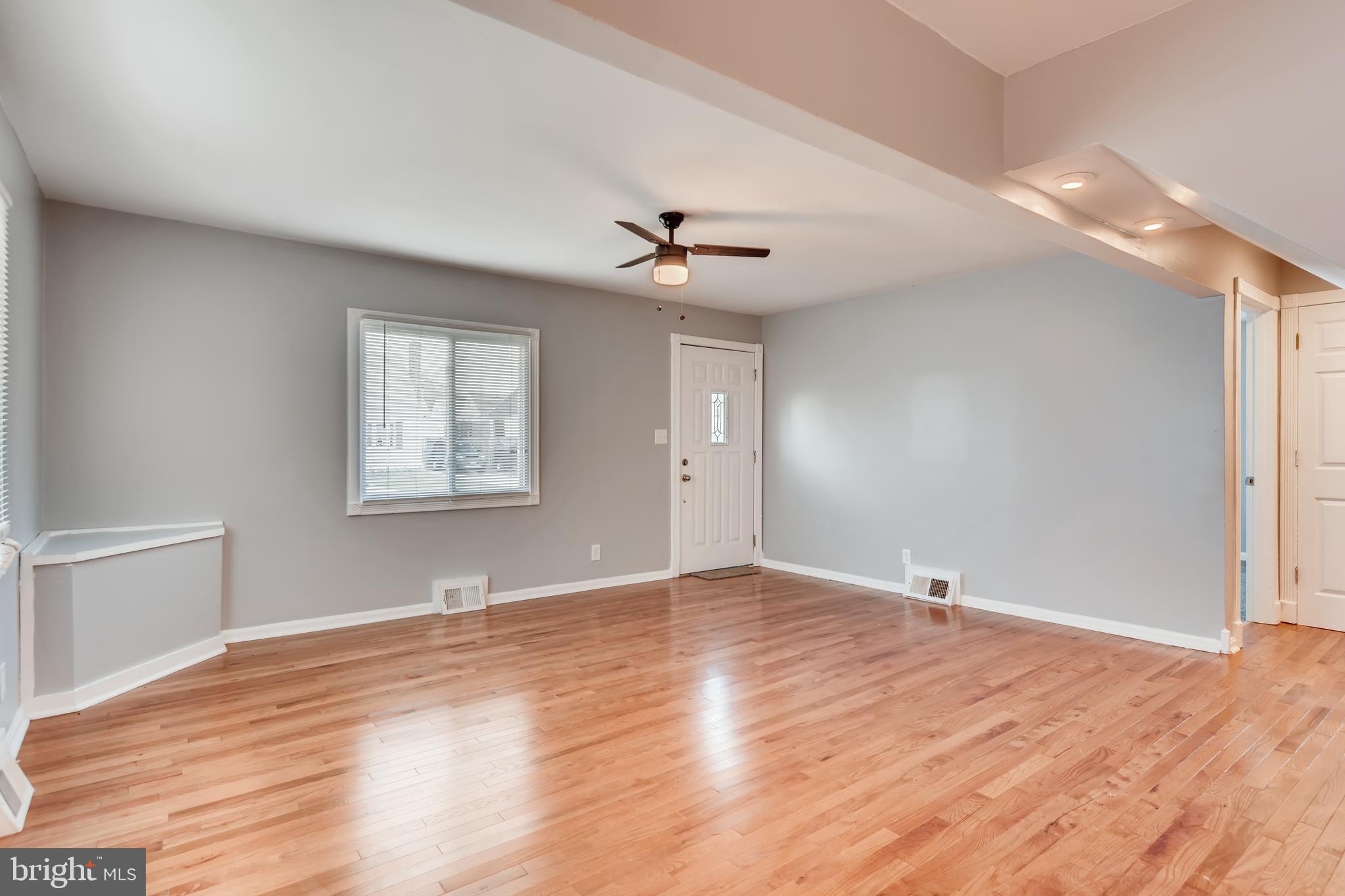 1750 Brookview Road Baltimore, MD 21222 - Photo 4 of 24