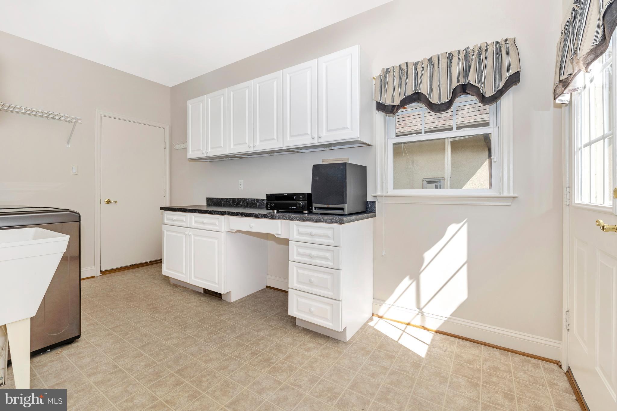 2689 Brook Valley Road Frederick, MD 21701 - Photo 20 of 94 Nice Main Level Laundry Room with Cabinetry