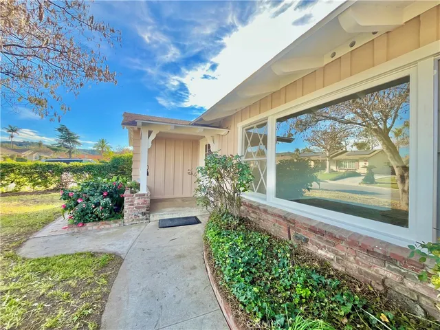 $4,000 | 809 South Glenn Alan Avenue, West Covina, CA 91791