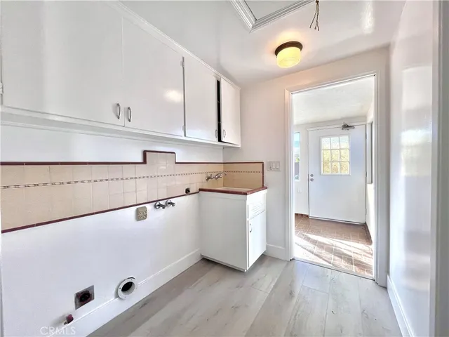 $4,000 | 809 South Glenn Alan Avenue, West Covina, CA 91791