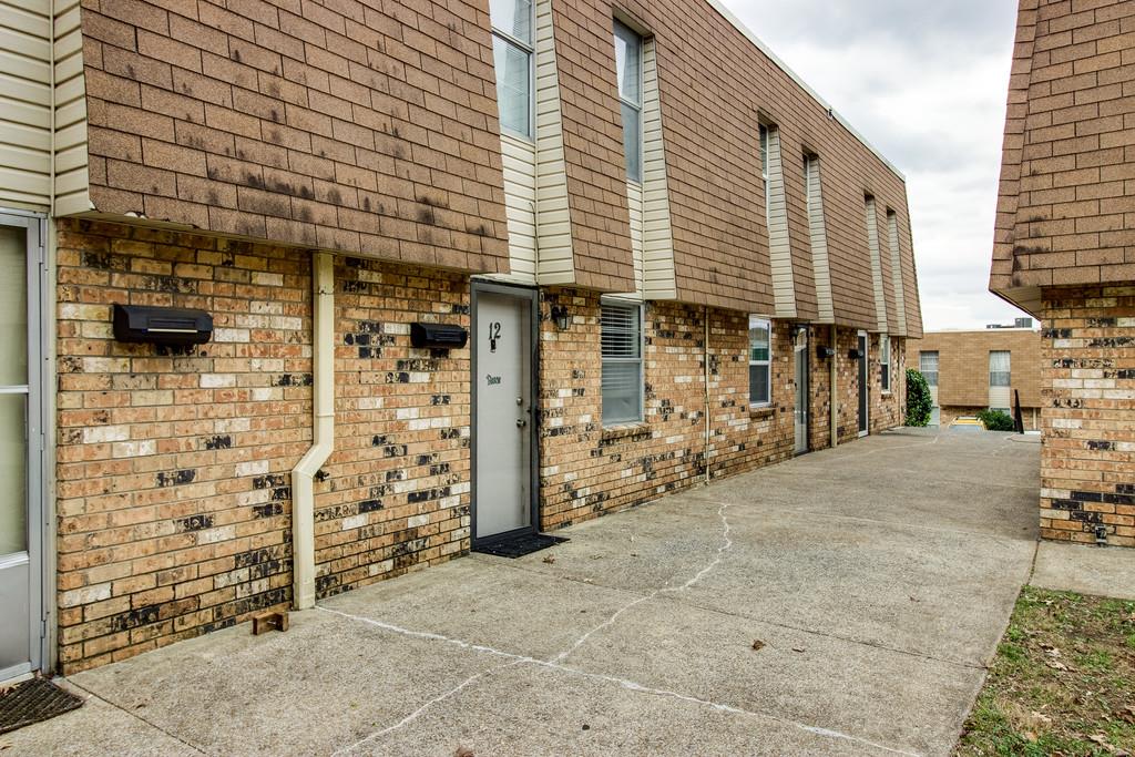 370 Wallace Road, Unit F12 Nashville, TN 37211 - Photo 3 of 19 Gallery Image 3