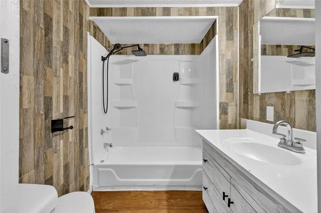 $1,699 | 4106 56th Avenue North, St. Petersburg, FL 33714