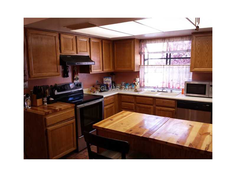 120 South Roland Wiley Road Las Vegas, NV 89145 - Photo 5 of 16 Property Photo.