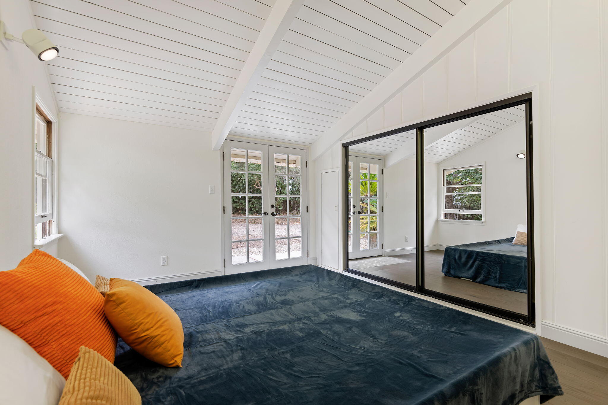 1588 East Valley Road Montecito, CA 93108 - Photo 11 of 23 11-Bedroom