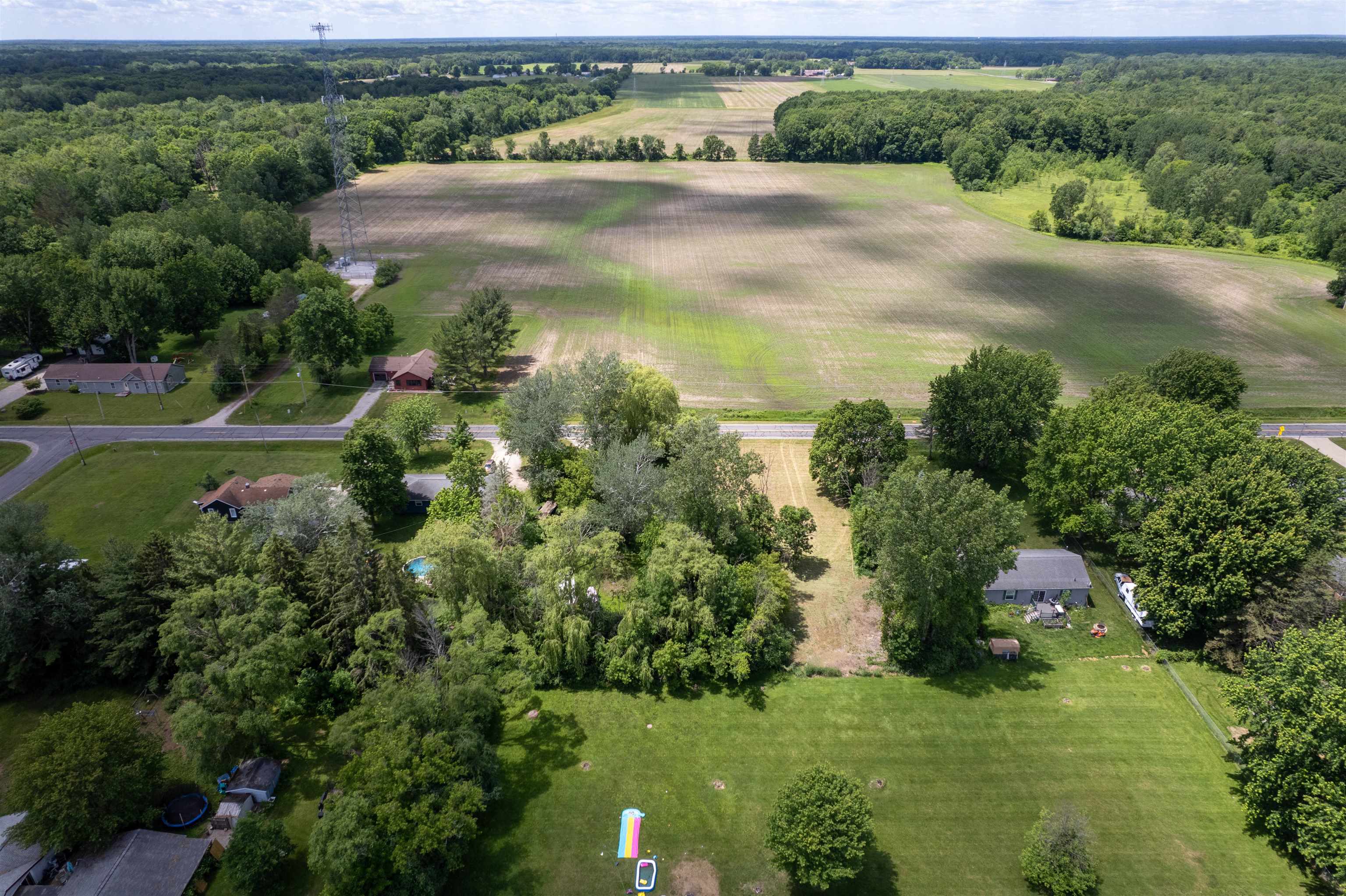 1318 Sandow Road Midland, MI 48640 - Photo 11 of 17