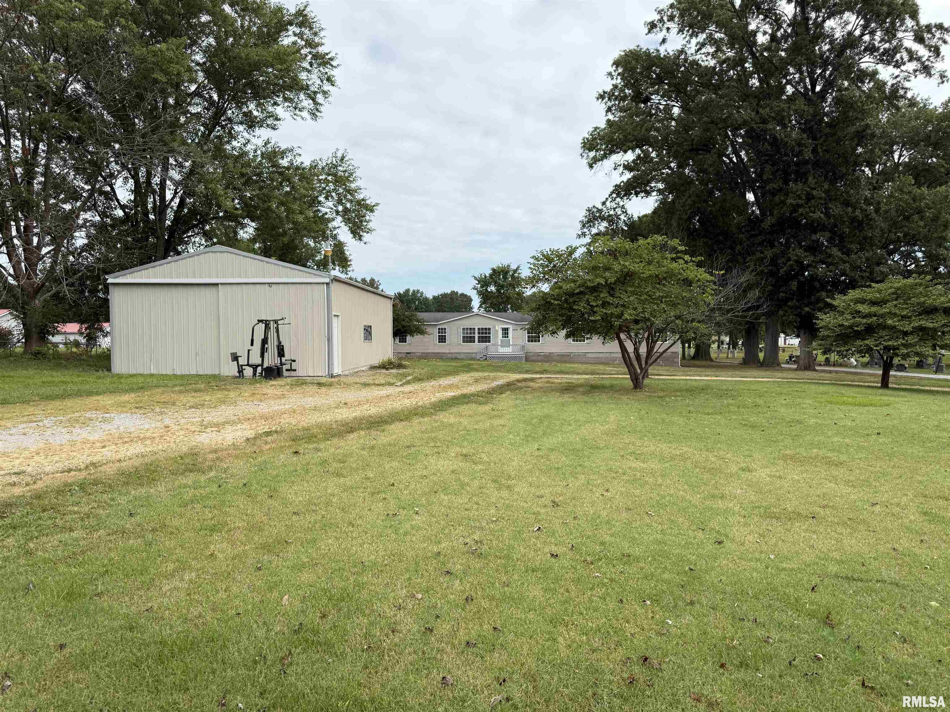 1408 McHaney Road Harrisburg, IL 62946 - Photo 3 of 29 Gallery Image 3