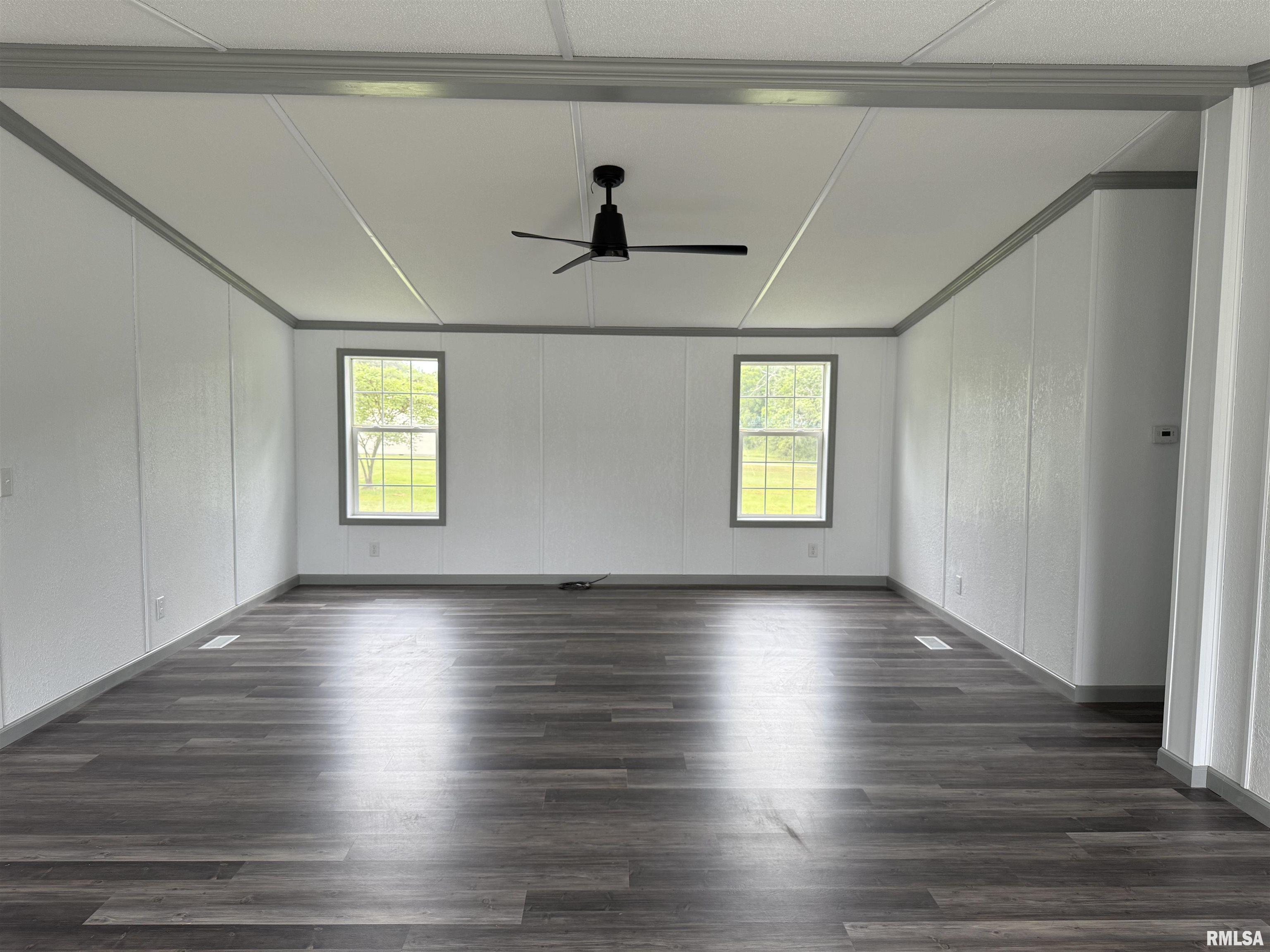 1408 McHaney Road Harrisburg, IL 62946 - Photo 7 of 29 Gallery Image 7