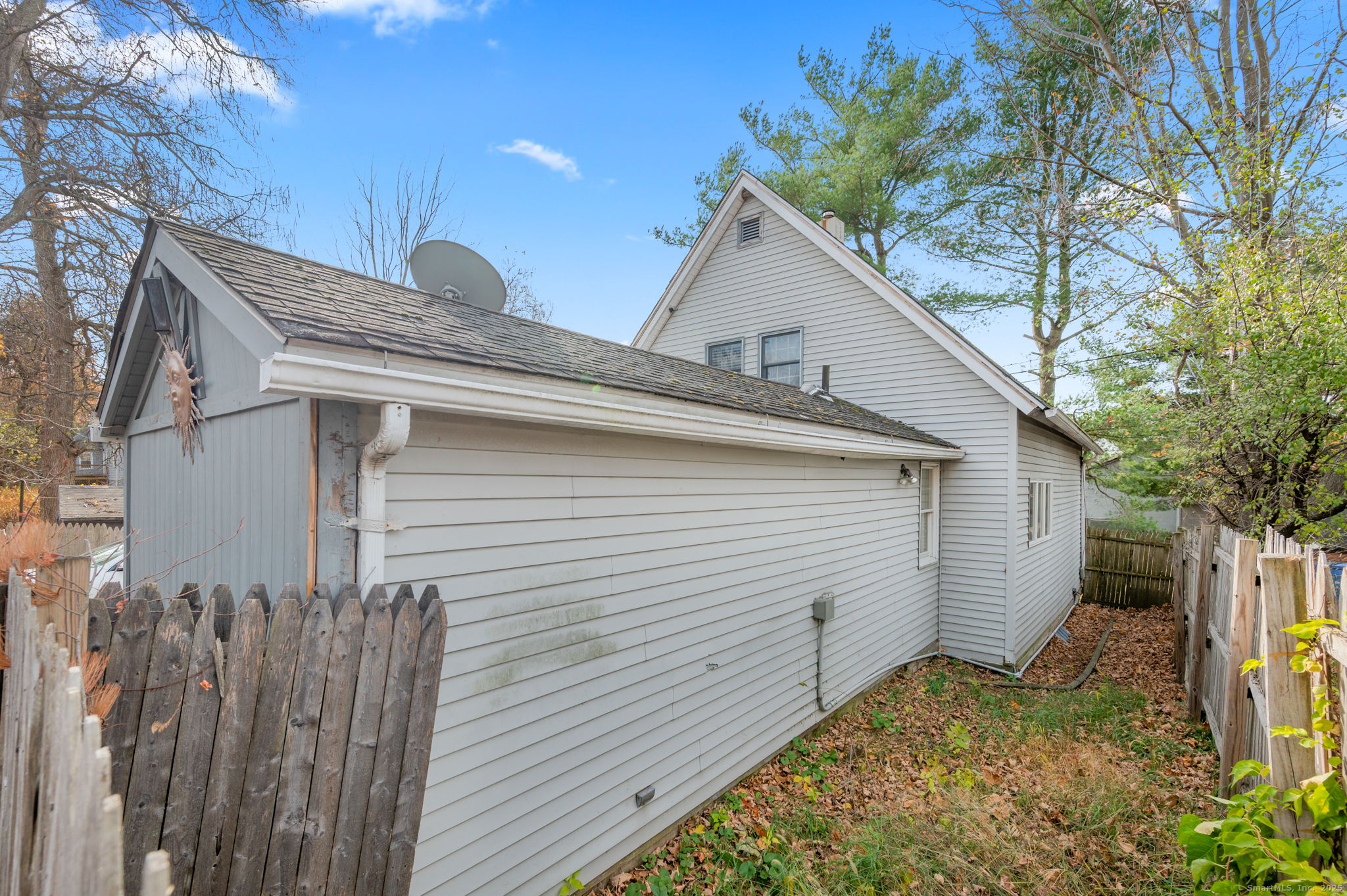 9 Cook Street Manchester, CT 06040 - Photo 32 of 37