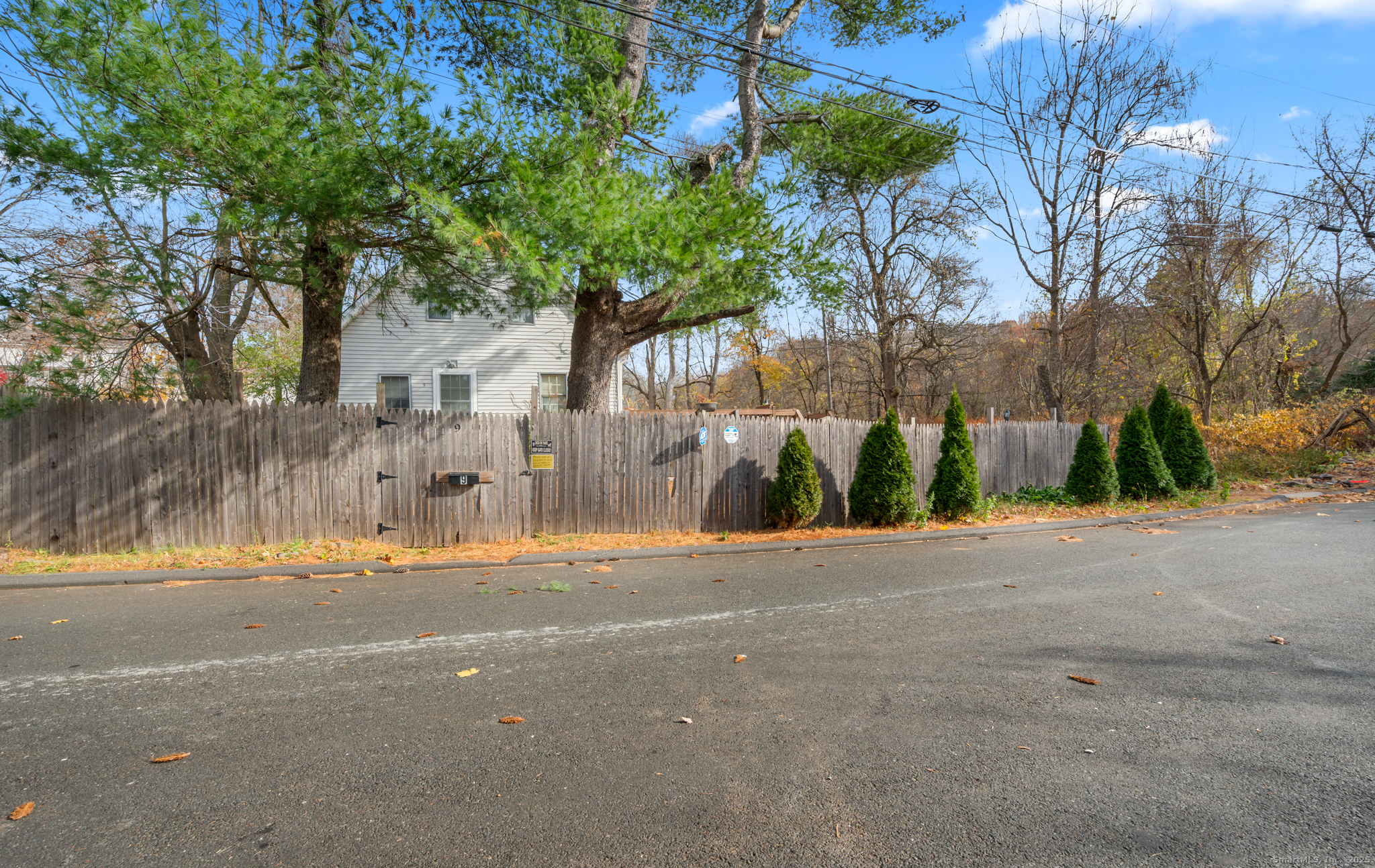 9 Cook Street Manchester, CT 06040 - Photo 33 of 37