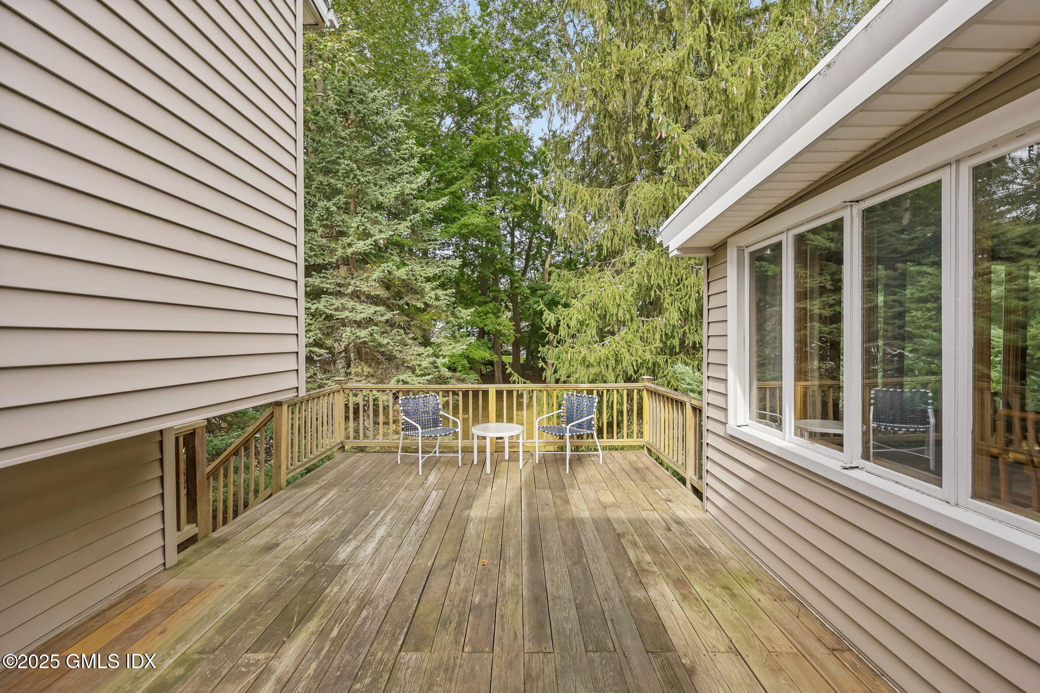 23 Silver Beech Road Riverside, CT 06878 - Photo 15 of 22 Deck off the Family Room
