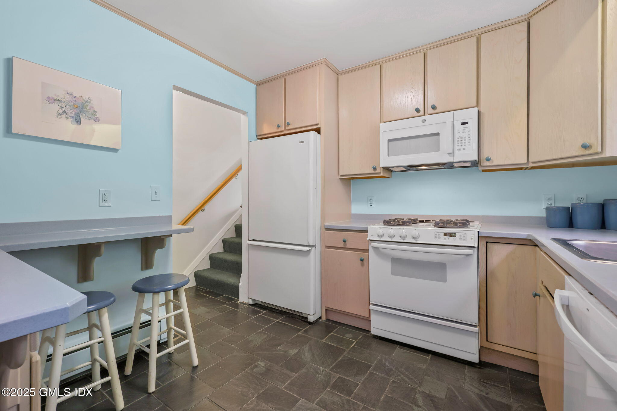 23 Silver Beech Road Riverside, CT 06878 - Photo 6 of 22 Kitchen