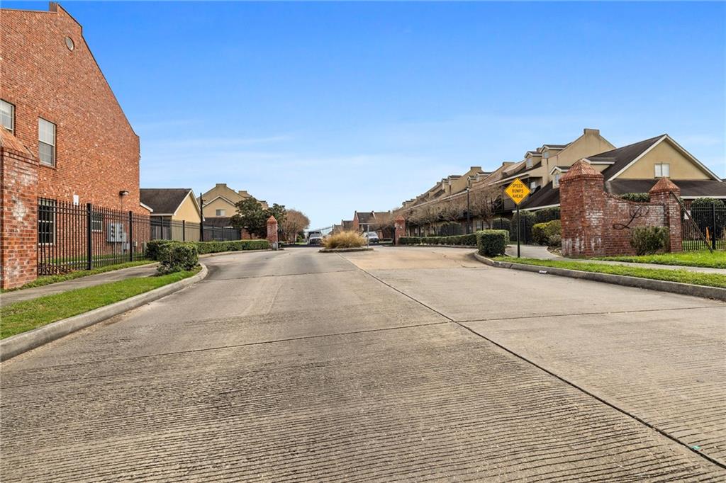 10600 Lakes Boulevard, Unit 901 Baton Rouge, LA 70810 - Photo 5 of 33
