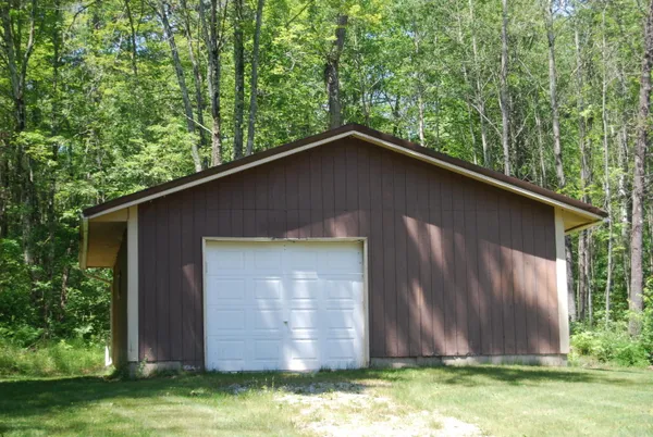 $225,000 | N11490 Nelson Road, Athelstane, WI 54177