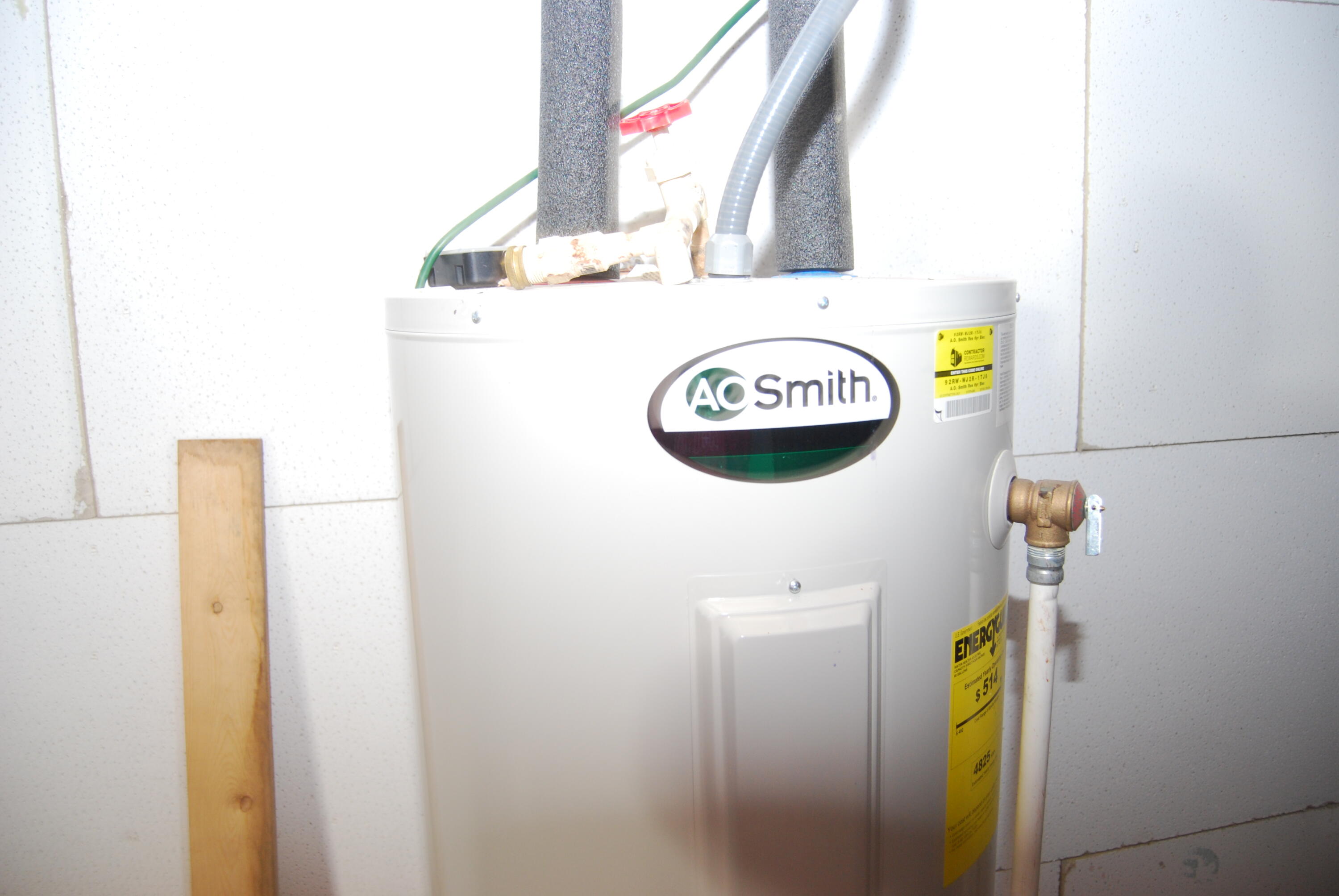 N11490 Nelson Road Athelstane, WI 54177 - Photo 29 of 39 H2O heater