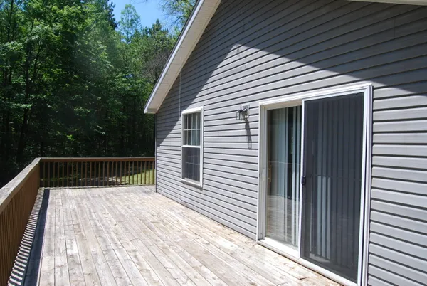 $225,000 | N11490 Nelson Road, Athelstane, WI 54177