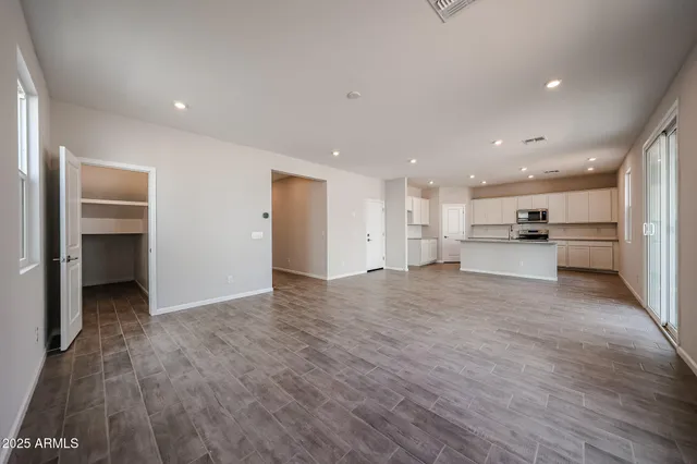 $394,990 | 2742 East Dutchmans Trail, Apache Junction, AZ 85119