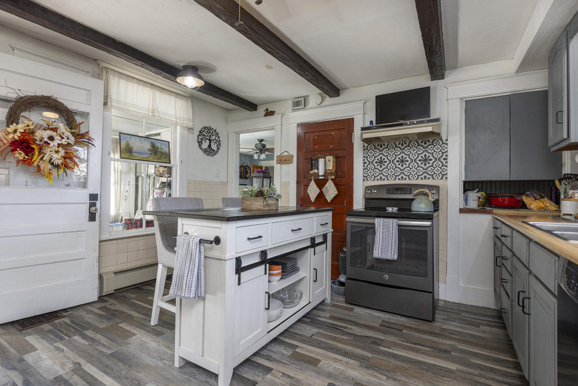 352 Black Point Road Scarborough, ME 04074 - Photo 15 of 31 352 Black Point Rd_W5_015