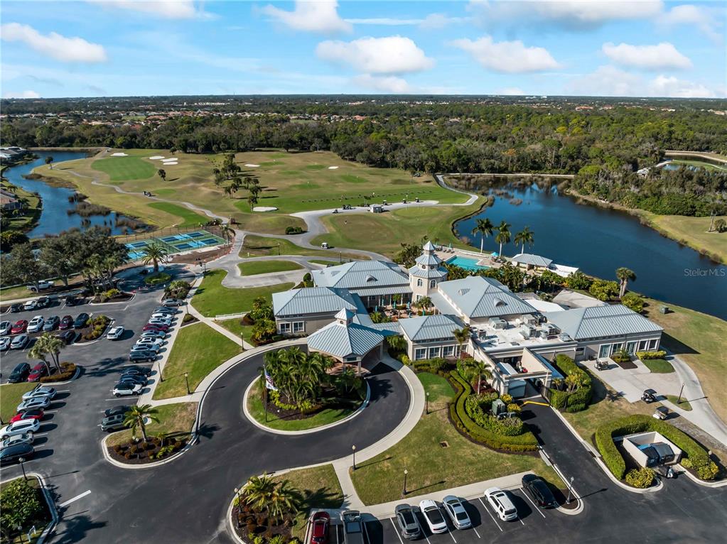 918 Chickadee Drive Venice, FL 34285 - Photo 68 of 85 an aerial view of a house with outdoor space