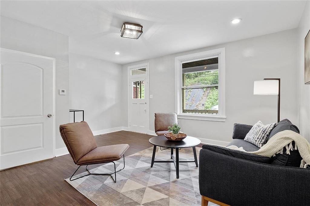 210 Friday Road Pittsburgh, PA 15209 - Photo 2 of 25 Gallery Image 2