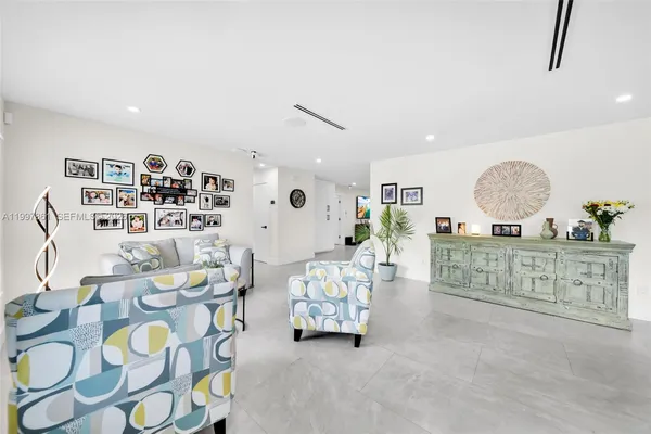 $690,000 | 1574 Ricardo Avenue, Fort Myers, FL 33901