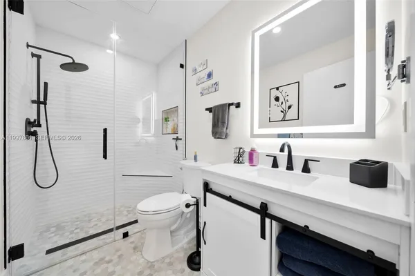 $690,000 | 1574 Ricardo Avenue, Fort Myers, FL 33901