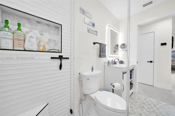 $690,000 | 1574 Ricardo Avenue, Fort Myers, FL 33901
