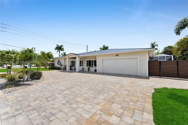 $690,000 | 1574 Ricardo Avenue, Fort Myers, FL 33901
