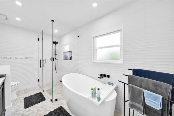 $690,000 | 1574 Ricardo Avenue, Fort Myers, FL 33901