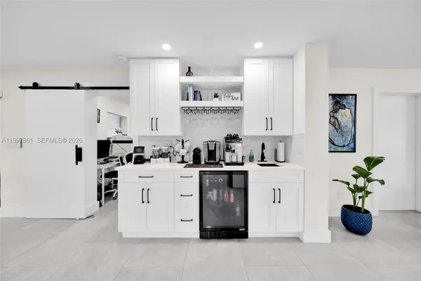 $690,000 | 1574 Ricardo Avenue, Fort Myers, FL 33901