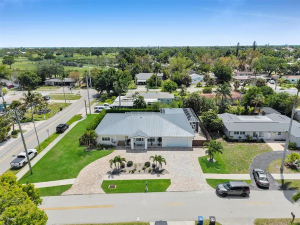 $690,000 | 1574 Ricardo Avenue, Fort Myers, FL 33901