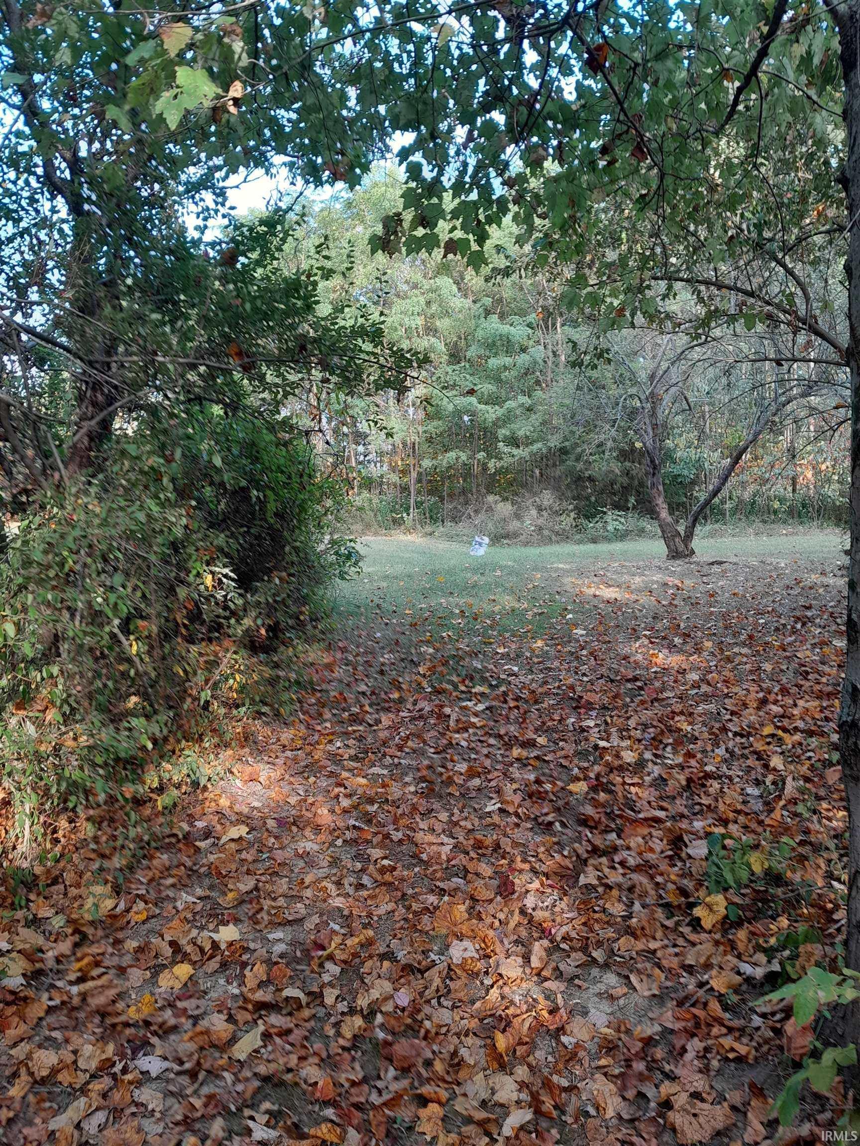 8134 Rockport Road Bloomington, IN 47403 - Photo 4 of 9