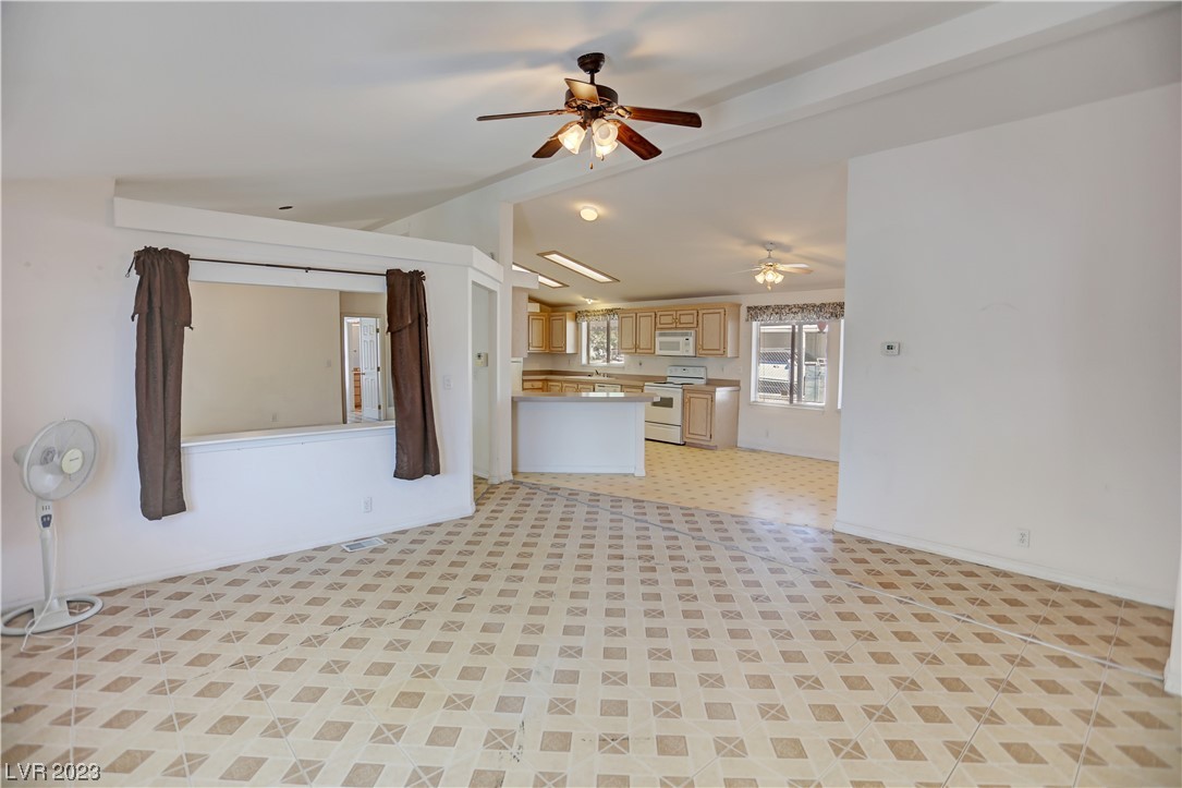 535 East Simkins Road Pahrump, NV 89060 - Photo 4 of 48 Gallery Image 4