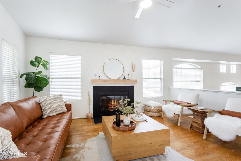 1231 Lost Point Lane Oxnard, CA 93030 - Photo 4 of 29