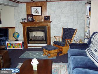 79 Bitting Road Alburtis, PA 18011 - Photo 5 of 12 Family Room